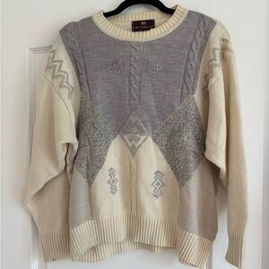 Women's Gray and Cream Sweater
